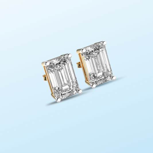 EMERALD STUDS